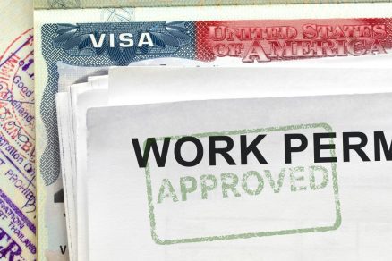 USCIS Delay in Issuing Work Permits and Green Cards